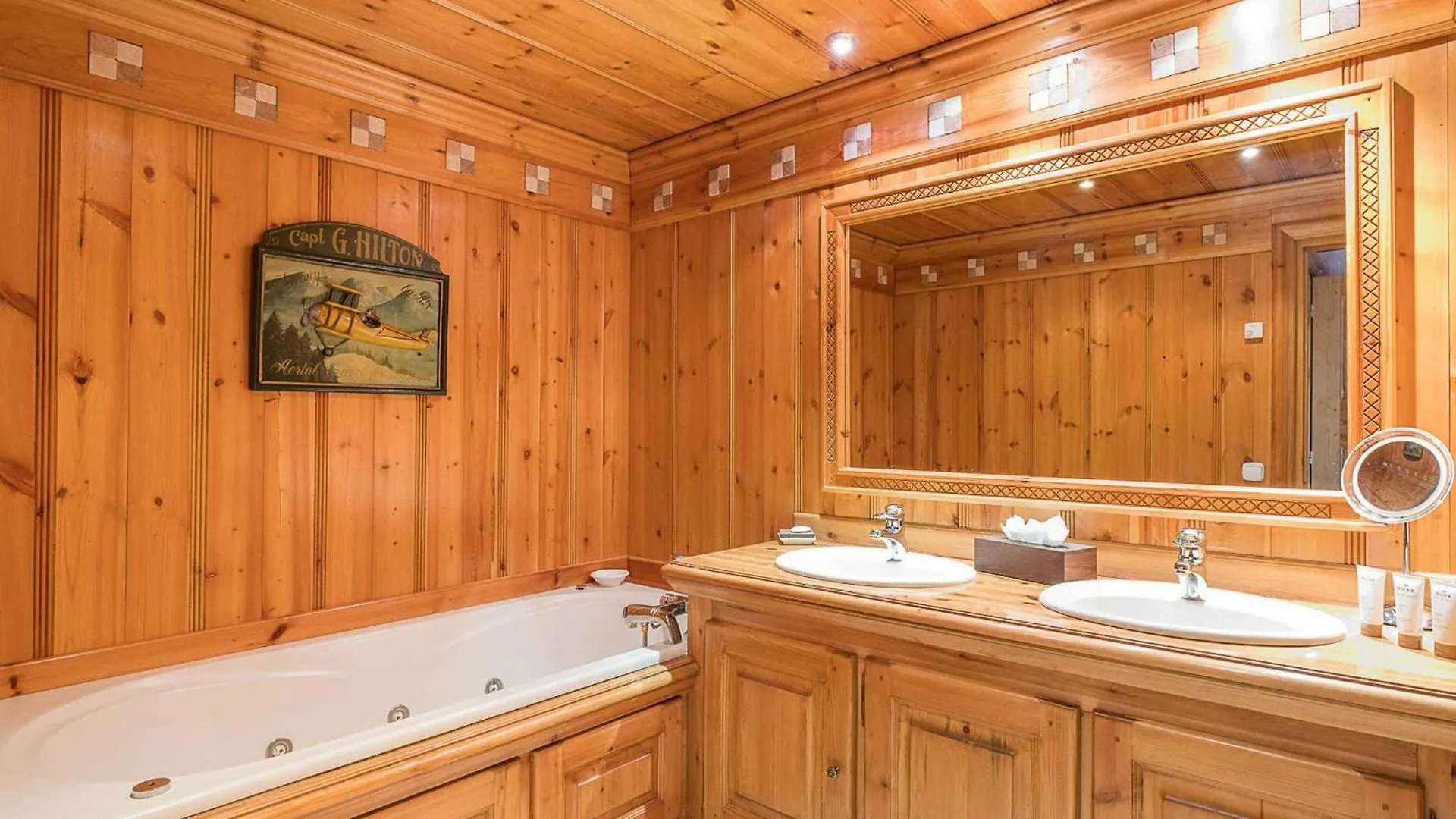 Courchevel 1850 - Appartement Skis Aux Pieds Avec Spa, Cheminee Et Piscine, 3 Chambres - Fr-1-564-115