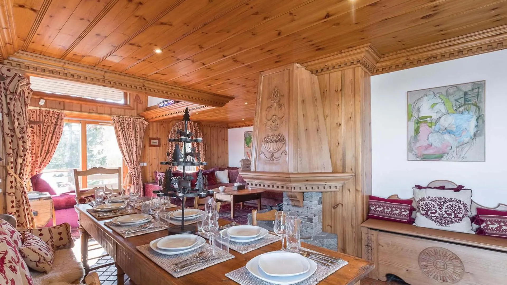 Courchevel 1850 - Appartement Skis Aux Pieds Avec Spa, Cheminee Et Piscine, 3 Chambres - Fr-1-564-115 0*,  France